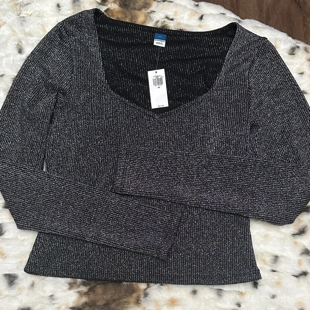 Old Navy - metallic ribbed knit top and skirt set - Picture 5 of 8